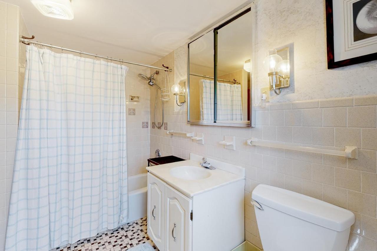 The Quarterdeck Villa Orleans Exteriör bild